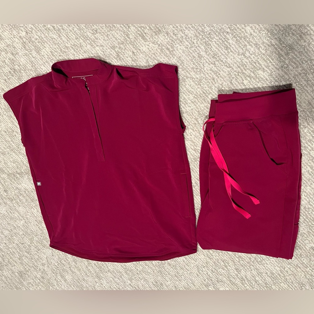 FIGS Limited Edition Dark Magenta Rafaela oversized top and Zamora Joggers
